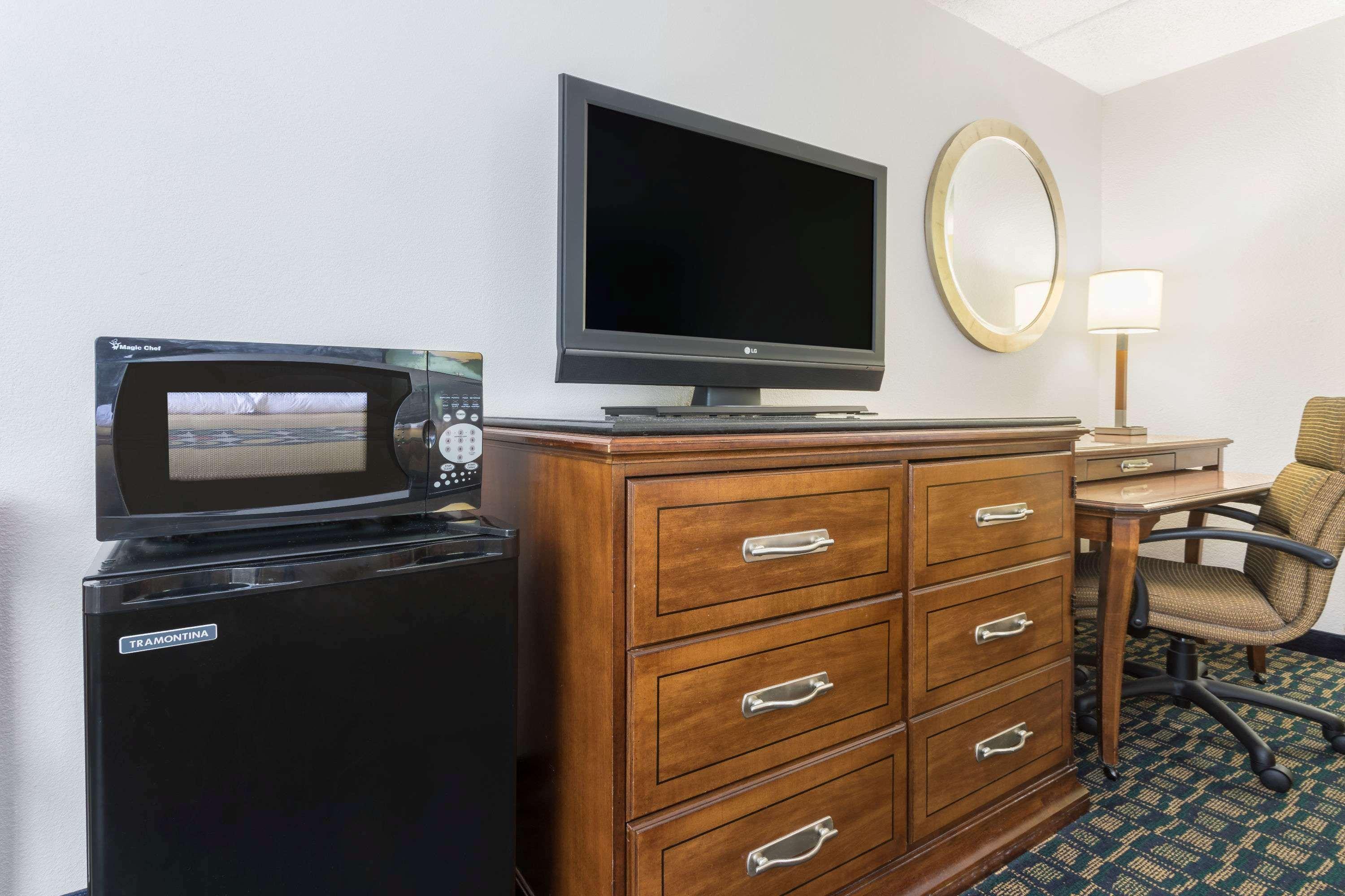 Super 8 By Wyndham Kingsland I-95 Naval Base Area Hotel Екстериор снимка